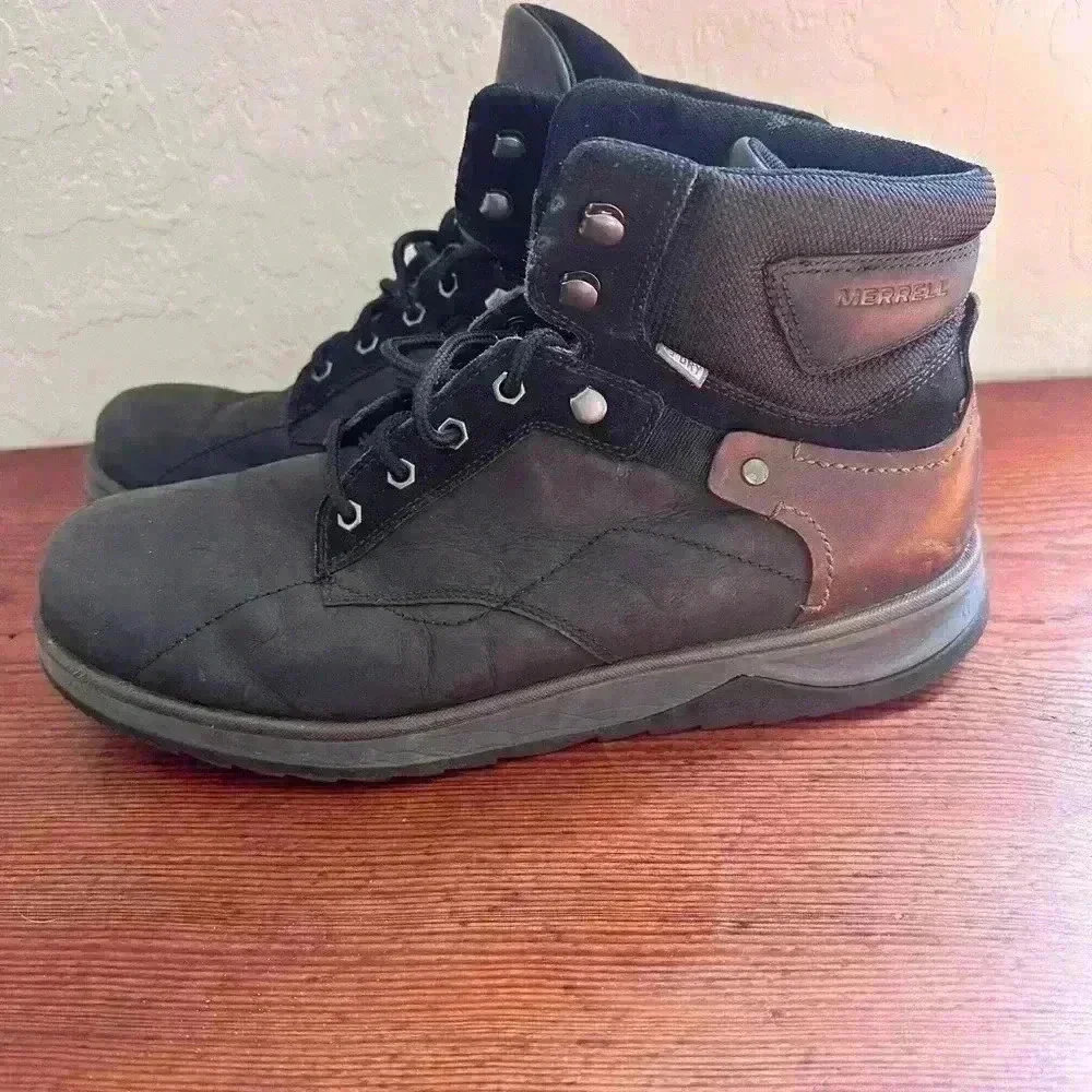 Men’s Merrell Black Boots Used Size 11